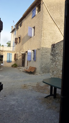 devant
